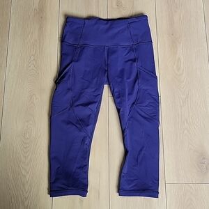 NWOT Lululemon Outrun 17" Crop Emperor Blue Leggings size 4